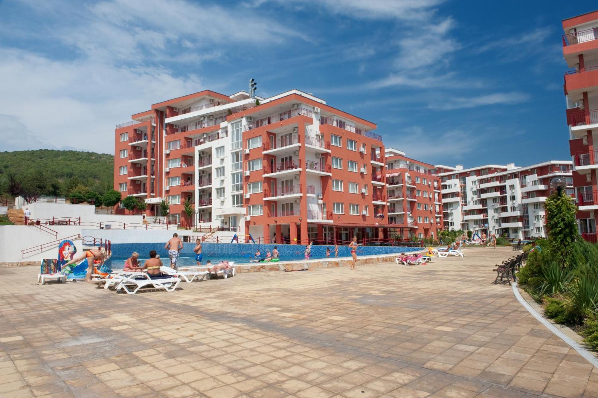 Marina And Panorama Apartments Sveti Vlas Exterior photo